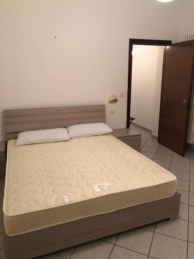 Appartamenti Orfeo Misano Adriatico Extérieur photo