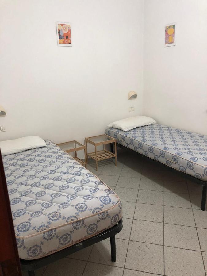 Appartamenti Orfeo Misano Adriatico Extérieur photo